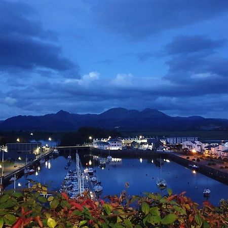 Porthmadog Harbour Town - High Street Apartment. Exteriör bild